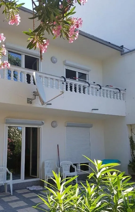 Apartment Ileana Banjol